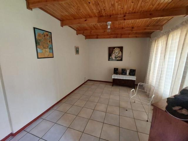 Fixer upper house for sale in hennenman