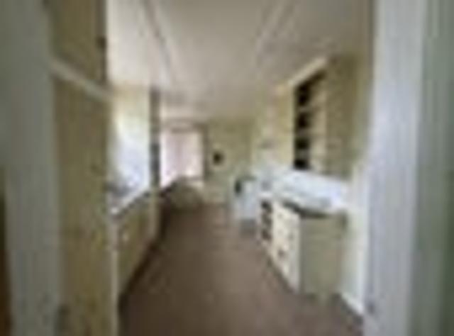 Fixer upper on Craig Terrace
