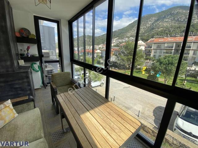 Fiyatı Düştü 3+1 Ferah Doğa Manzaralı Mimari Tasarımlı Daire
