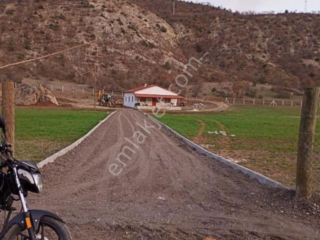 Fiyat Düştü Kısa Süreliğine 12 Dön. Çiftik Evi