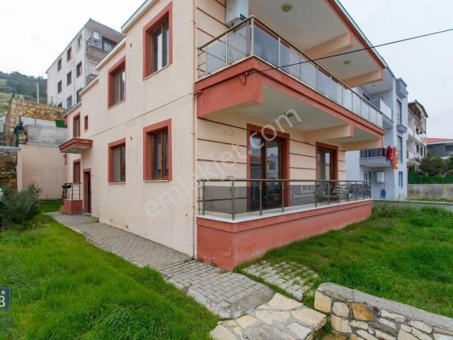 Foça Bağarası Kazım Dirik Mah. Kiralık 2+1 Dubleks
