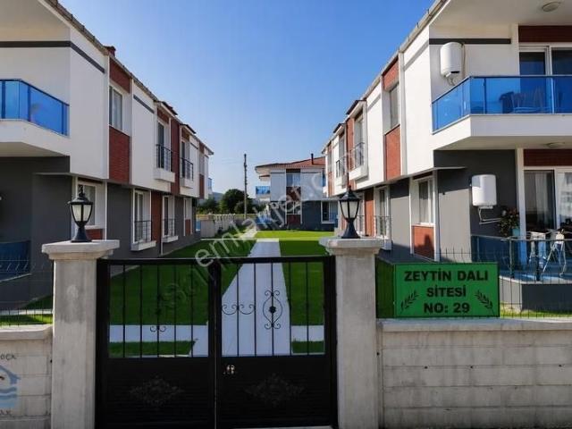 Foça Bağarasında Satılık 1+1 Daire