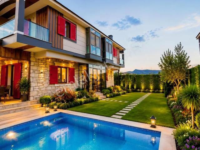 Foça Hacıveli Mh. Müstakil Havuzlu merkezi Konum 3+1 Villa