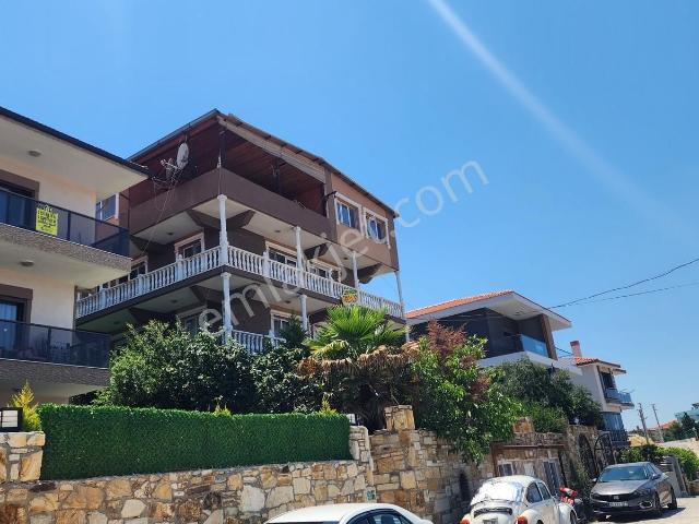 Foça Kazım Dirik Mahallesinde Geniş 2+1 Kiralık Daire