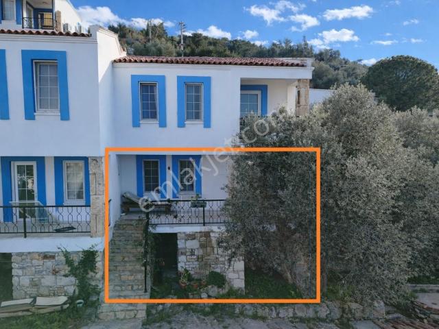 Foça'nın Ödüllü Sitesi Olivia Village Satılık 1+1 Yazlık