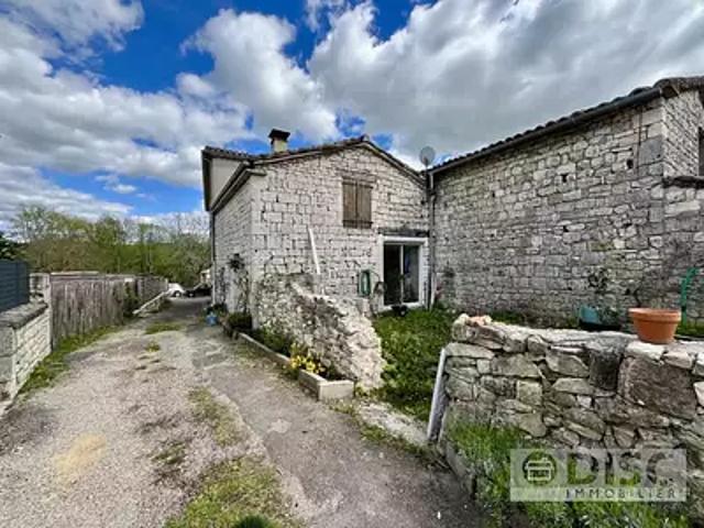 Fontanes 46230 Achat / Vente maison 3 pièces t3 au dernier étage