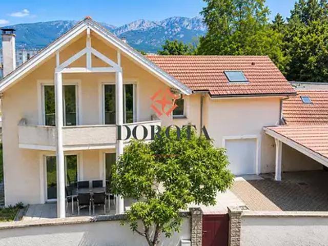 Fontaine 38600 Achat / Vente maison 7 pièces t7 terrasse parking
