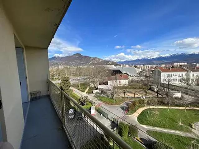 Fontaine 38600 Location appartement 4 pièces t4