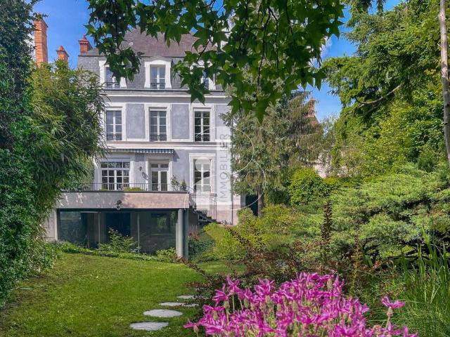 FONTAINEBLEAU PROPRIETE BOURGEOISE Fin XIXème JARDIN D'EXCEP