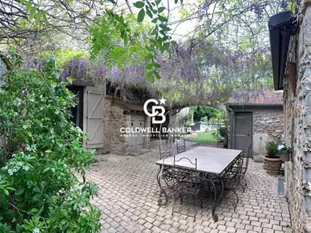 Fontainebleau 77300 Achat / Vente maison 15 pièces t15 piscine