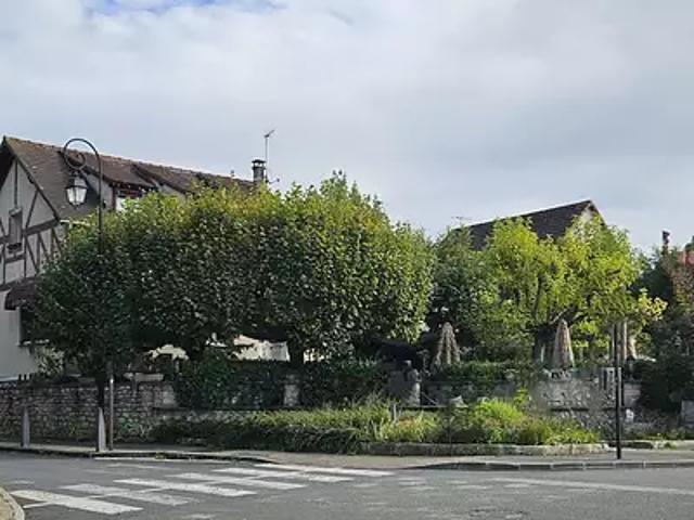 Fontainebleau 77300 Achat / Vente divers 4 pièces parking