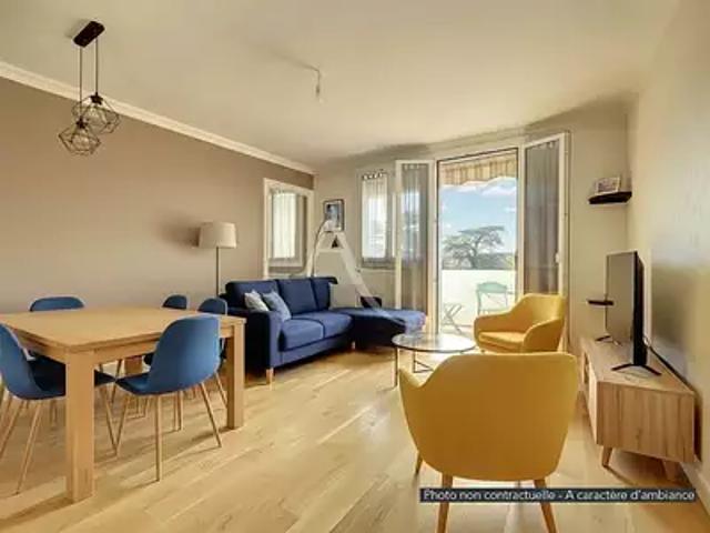 Fontaines sur Saône 69270 Achat / Vente appartement 3 pièces t3 au dernier étage cave