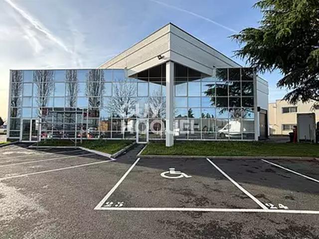 Fontenay Trésigny 77610 Achat / Vente divers parking