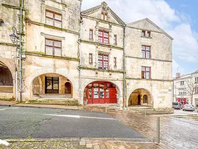 Fontenay le Comte 85200 Achat / Vente immeuble