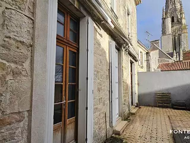 Fontenay le Comte 85200 Achat / Vente maison 5 pièces t5
