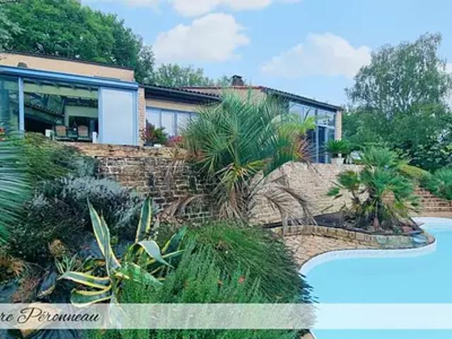 Fontenay le Comte 85200 Achat / Vente maison 9 pièces t9 piscine jardin