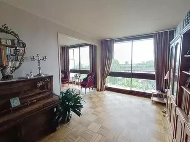 Fontenay le Fleury 78330 Achat / Vente appartement 3 pièces t3 piscine cave