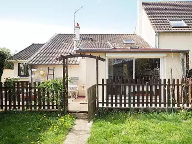 Fontenay le Fleury 78330 Achat / Vente maison 4 pièces t4 terrasse parking