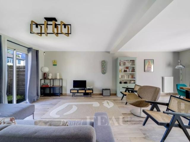 Fontenay le Fleury Maison contemporaine de 4 chambres avec jardin