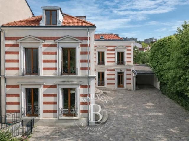 Fontenay Propriété 10 pièces 300 m² Jardin