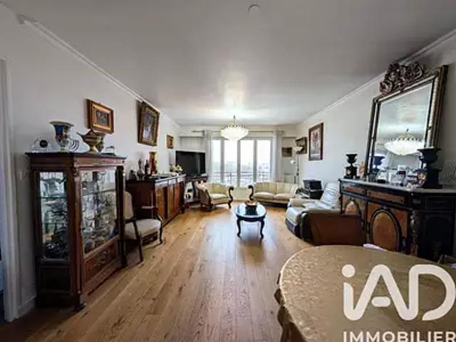 Fontenay sous Bois 94120 Achat / Vente appartement 3 pièces t3 au dernier étage parking
