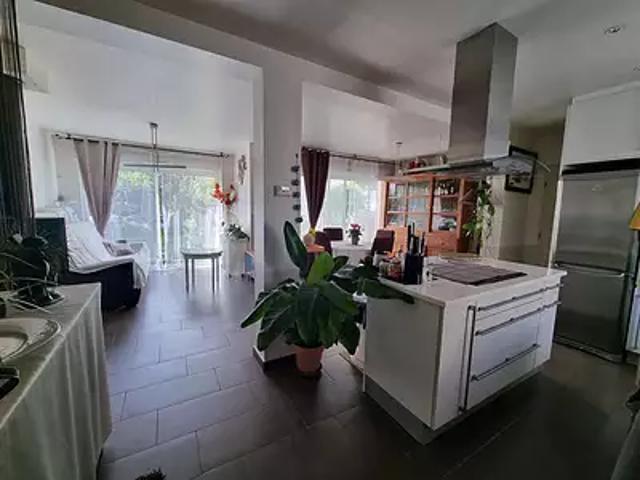 Fontenay sous Bois 94120 Achat / Vente maison 5 pièces t5 au dernier étage parking