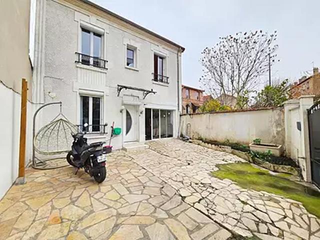 Fontenay sous Bois 94120 Achat / Vente maison 5 pièces t5 au dernier étage terrasse