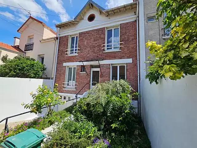 Fontenay sous Bois 94120 Achat / Vente maison 6 pièces t6 au dernier étage terrasse