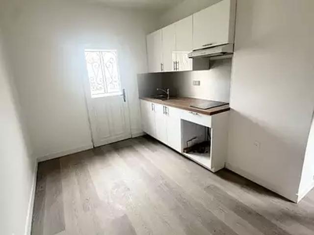 Fontenay sous Bois 94120 Location maison 3 pièces t3 au dernier étage