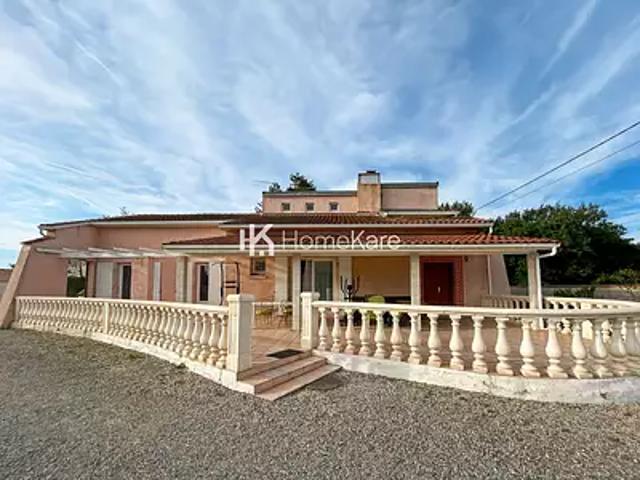 Fontenilles 31470 Achat / Vente maison 8 pièces t8 terrasse parking