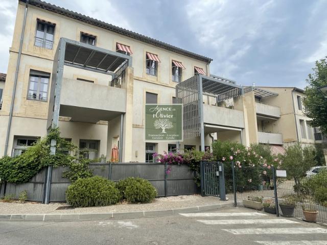 FONTVIEILLE Appartement de 73 m2 au coeur du village