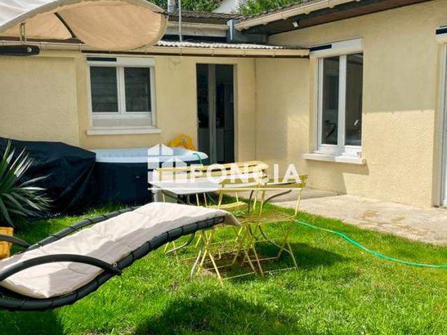 FONCIA Le Raincy vous présente cette charmante maison de plain pied avec jardin