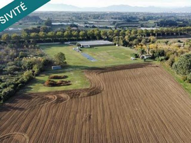 Fond de commerce avec 10 hectares de terrain