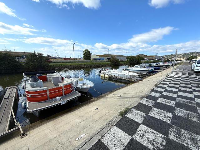 FOND DE COMMERCE BORD DU CANAL ACTIVITÉS DE NAUTISME