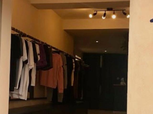 Fond de commerce de travail 40 m2 au coeur de la Rue Fesch