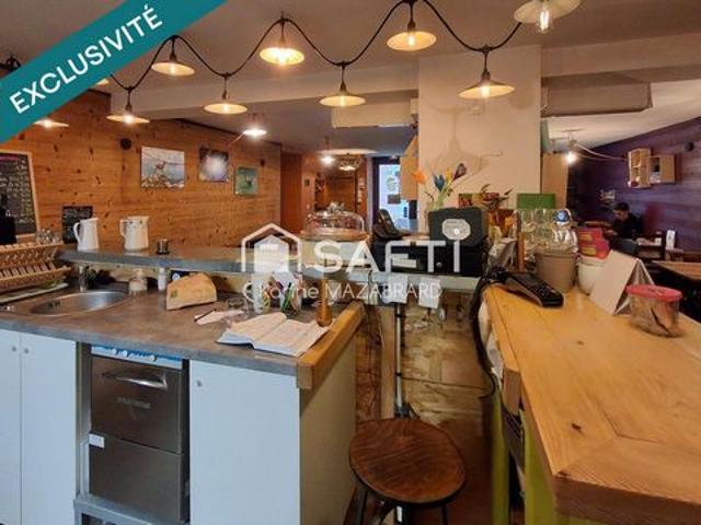 Fond de commerce de 92 m2 à vendre à Entre Deux Guiers 38