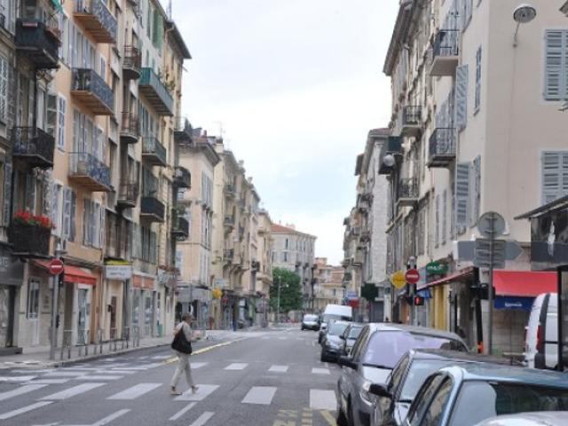 FOND DE COMMERCE LOCAL COMMERCIAL NICE CENTRE / PROCHE A