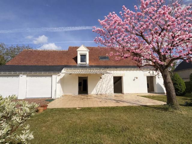 FONDETTES MAISON FAMILIALE 4 CHAMBRES AVEC DOUBLE GARAGE