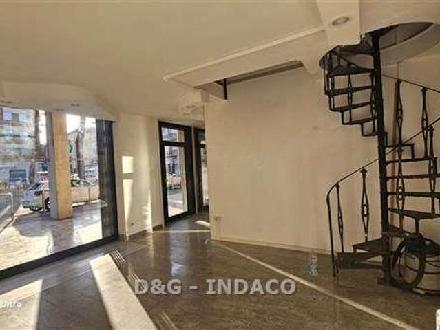 FONDO COMMERCIALE in VENDITA a GROSSETO BARBANELLA