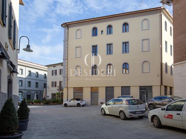 FONDO COMMERCIALE in AFFITTO a GROSSETO CENTRO STORICO