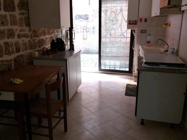 Fondo / negozio in vendita a Ascoli Piceno, P.ta Cappuccina