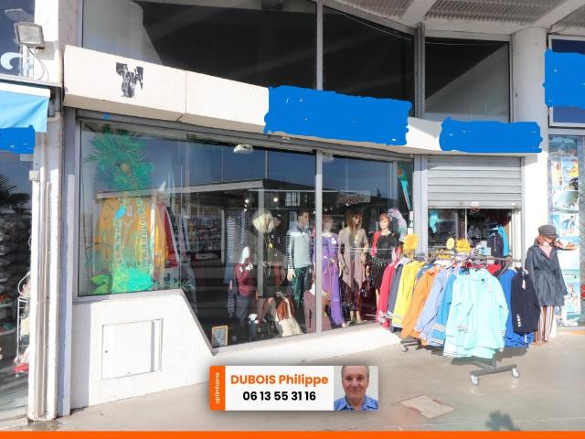Fonds de commerce à vendre ROYAN 17 Boutique de vêtements FHE de120m² environ