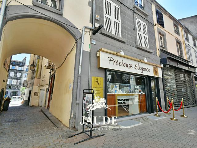plateau central Local commercial 43 m2 Droit au bail Emplacement no1 Plateau Central, Clermont Ferrand