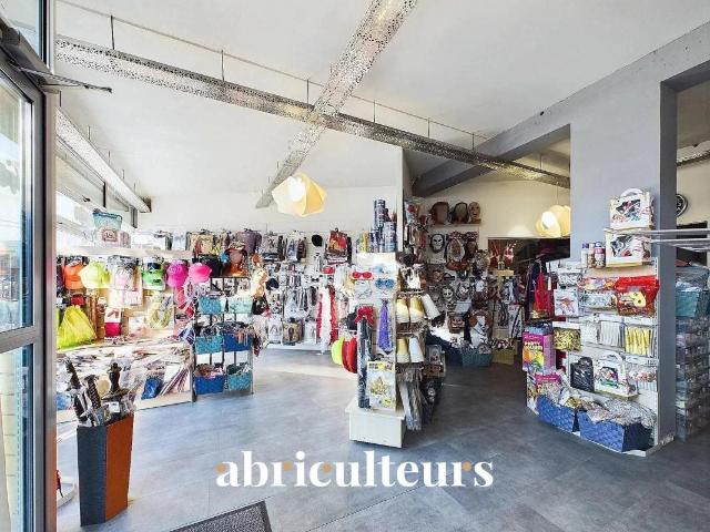 Fonds de commerce de 109 m² – Emplacement idéal pour activit. 108m² Mainvilliers