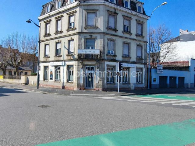 FONDS DE COMMERCE RESTAURANT / BAR – EMPLACEMENT N°1