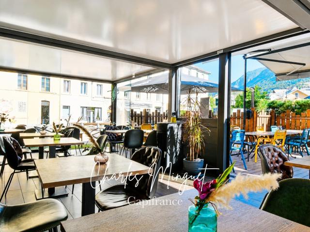 Fonds de commerce Restaurant – Café avec Licence IV – Hypercentre – Établissement entièrement rénové
