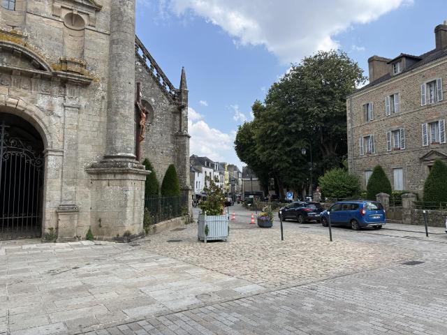 Fonds et/ou murs commerciaux à vendre à Auray 56400