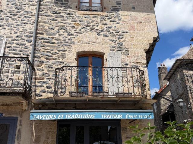 Fonds et/ou murs commerciaux à vendre à Pleaux 15700