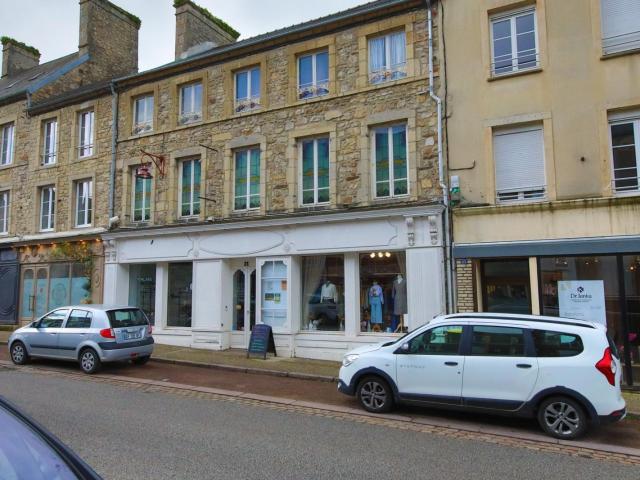 Fonds et/ou murs commerciaux à louer à Bricquebec en Cotentin 50260