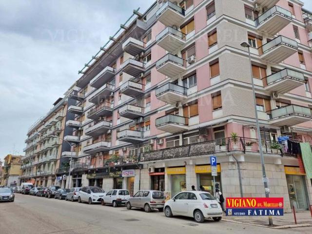 FOGGIA VENDESI LOCALE Via V. Civili di MQ. 66 cat. due ingressi